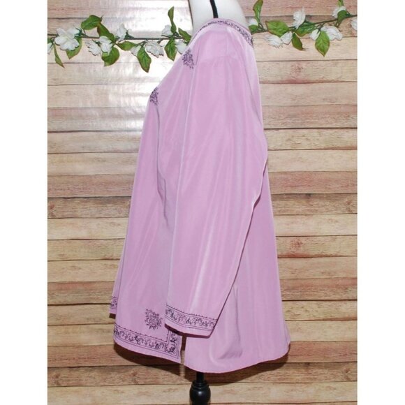 Brylane Woman Collection Purple Lilac Tunic Blouse Size 1X Embroidered V-Neck - Picture 5 of 10